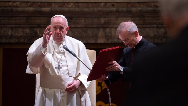 POPE-FRANCIS-ALETEIA-Catholic-fact-checking-Antoine-Mekary-ALETEIA
