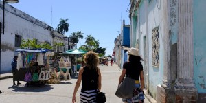 Una reforma en Cuba que puede «destruir a la familia natural como Dios la hizo”