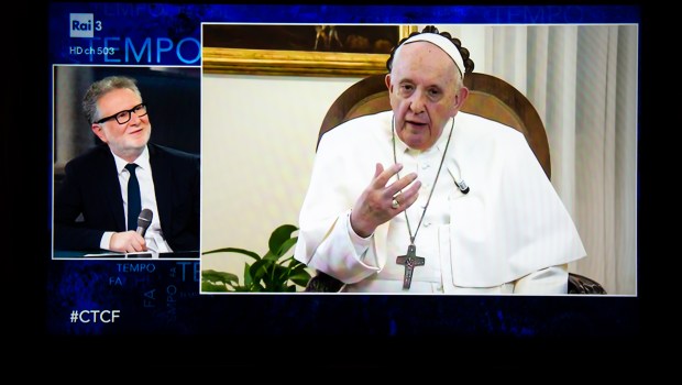 POPE FRANCIS CHE TEMPO CHE FA