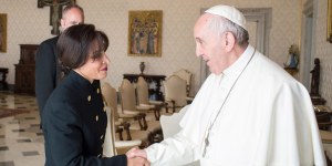 Emilce Cuda: «El Papa no es comunista. ¿Pero cómo no va a hablar de economía?» 
