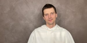 Un seminarista dominico ha acogido a 108 refugiados ucranianos en Cracovia