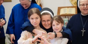 Más de mil monasterios se movilizan para acoger a refugiados ucranianos