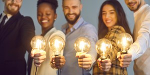 Pensamientos negativos que destruyen vs. positivos que construyen