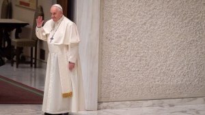 POPE-FRANCIS-AUDIENCE-Antoine-Mekary-ALETEIA