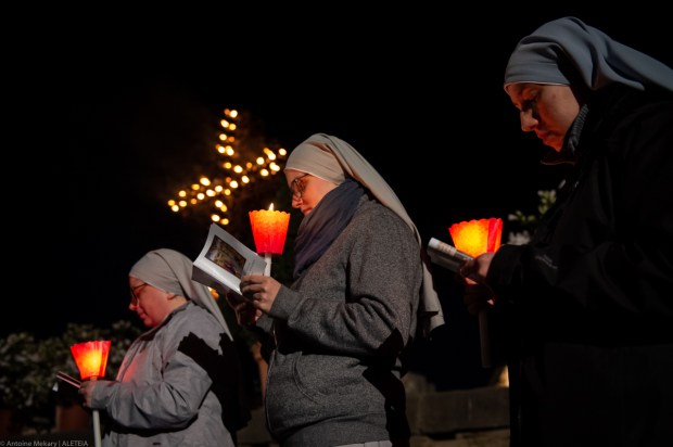 POPE-FRANCIS-VIA-CRUCIS-COLOSSEUM-Antoine-Mekary-ALETEIA
