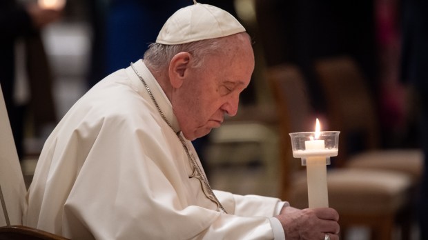 POPE-FRANCIS-VIGIL-EASTER