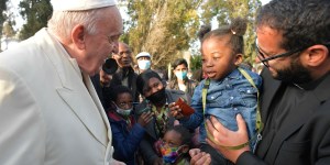 El Papa: ¿Qué significa poner en el centro a los más vulnerables?”
