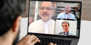 ¿Cómo ayudar a obispos y sacerdotes que están cansados, desanimados?