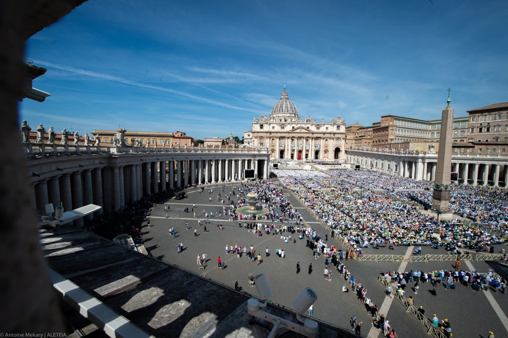 CANONISATION-Vatican-on-May-15-2022-Antoine-Mekary-ALETEIA-AM_6043.jpg