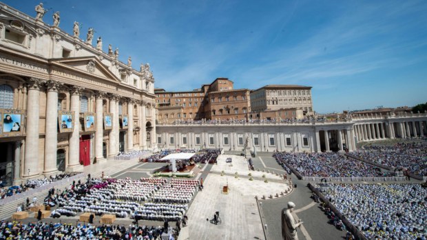 CANONISATION