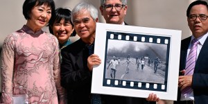El Papa recibió a «la niña» de Saigón, símbolo de la guerra en Vietnam