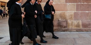 ¿Sabías que puedes vivir con algunas órdenes religiosas?