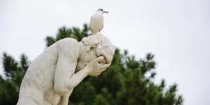 ¿Qué enseña la Iglesia sobre la difamación?