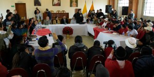 Empezó el diálogo en Ecuador bajo la “mirada” del Sagrado Corazón