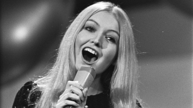 MARY HOPKIN