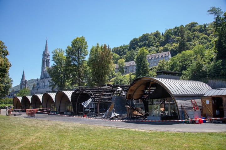 chapelle lumière Lourdes