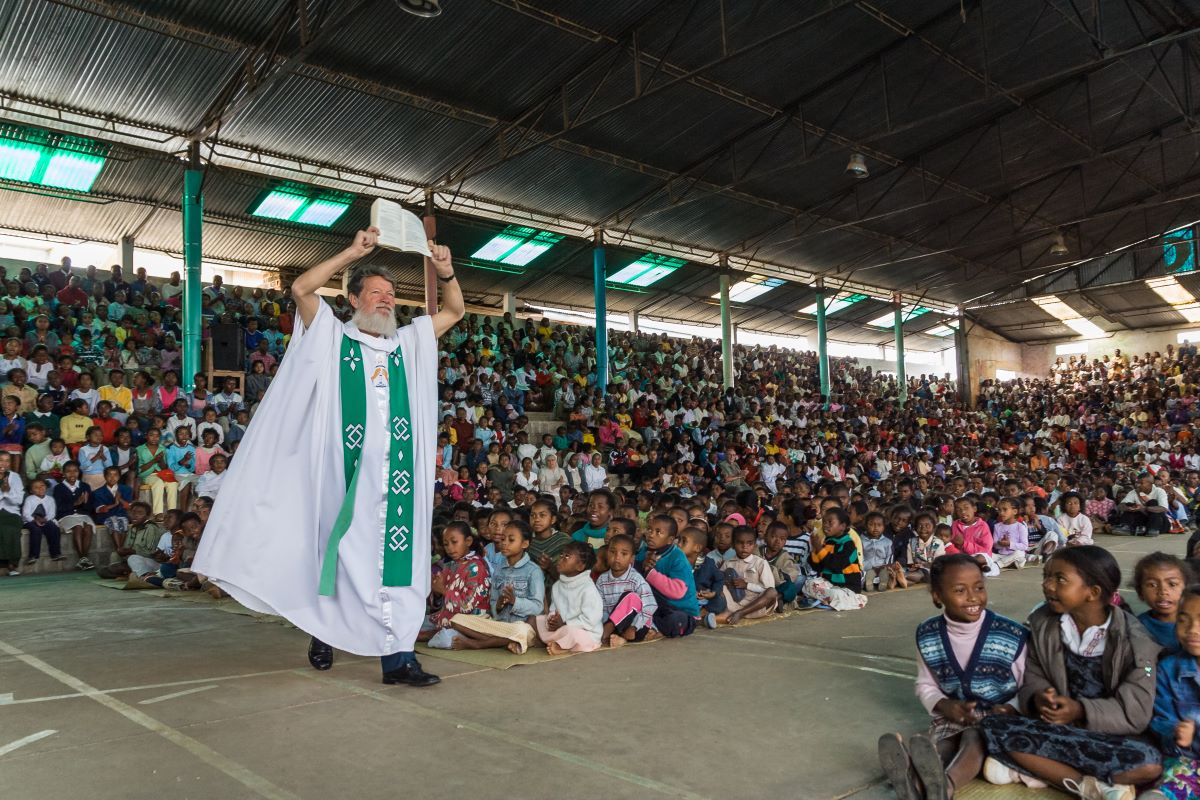 ANTANANARIVO-MADAGASCAR-OCT-07-Father-Pedro-Opeka-during-his-mass-in-his-village-of-Akamasoa-AntananarivoMadagascar-on-oct-07-2007-shutterstock