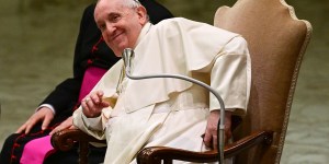 Papa Francisco: Cumplir años no es una amenaza, sino una promesa