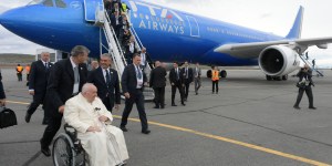 El Papa viaja a Kazajistán: su programa, lema y logo 