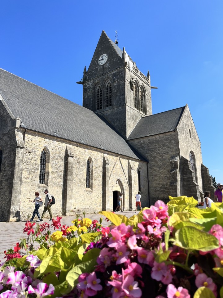 Church_Sainte_mere.JPG.jpg