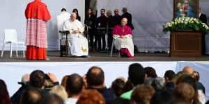 Papa Francisco: Celestino V es mucho más que el papa de la renuncia