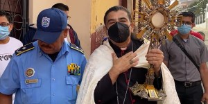Nicaragua: Parlamento Europeo reclama la liberación del obispo Rolando Álvarez