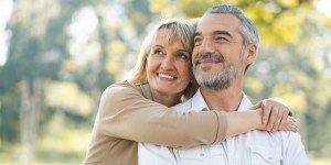 ¿Puede funcionar casarse a los 50? Una experta responde
