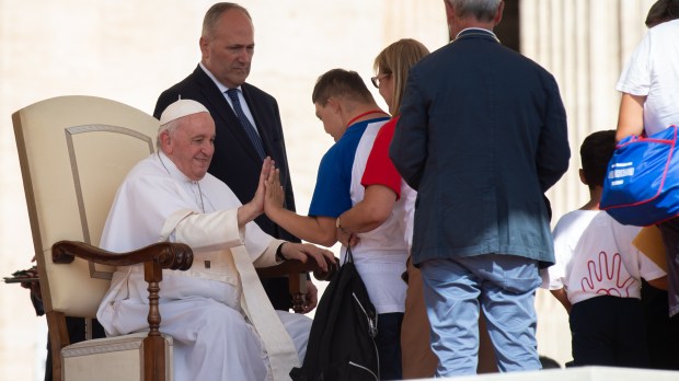 Pope-Francis-general-audience-Antoine-Mekry-ALETEIA