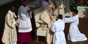 El Papa Francisco: «Es criminal la exclusión de los migrantes» 