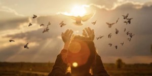 4 claves para rezar al Espíritu Santo