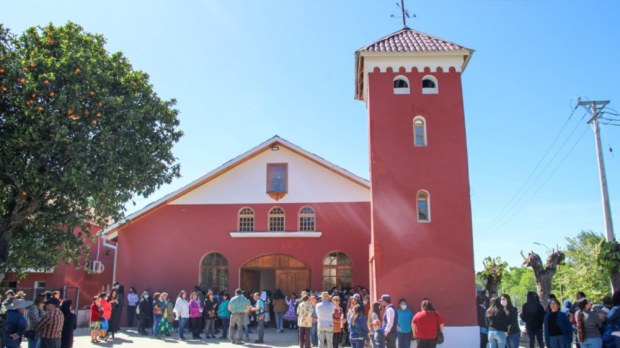 Chile: Iglesia en honor a la Virgen del Rosario emerge tras terremoto