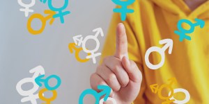 Cómo la ley trans de España ata de manos a los padres