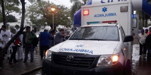 Bolivia: «En nombre del Dios de la vida, permitan el paso de ambulancias»