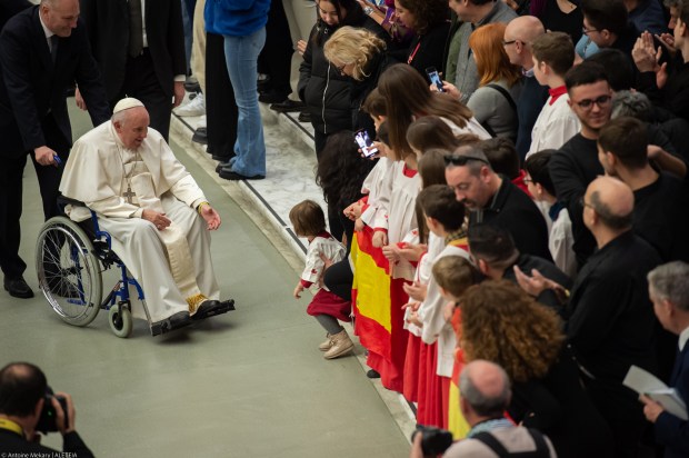 POPE-FRANCIS-GENERAL-AUDIENCE-PAUL-VI-HALL-DECEMBER-07-2022