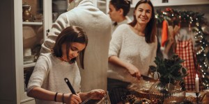Juntos en la mesa en Navidad: cómo hacer que sea inolvidable
