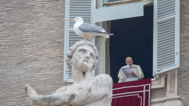 Pope-Francis-Angelus-prayer-at-St.-Peters-square-Jan-06-2023