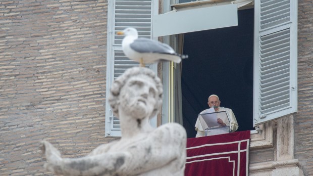 Pope-Francis-Angelus-prayer-at-St.-Peters-square-Jan-06-2023