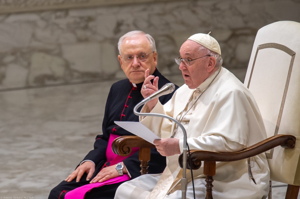 Pope-Francis-Audeince-Paul-VI-Hall-Jan-04-2023