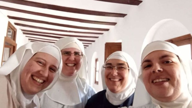 NUNS
