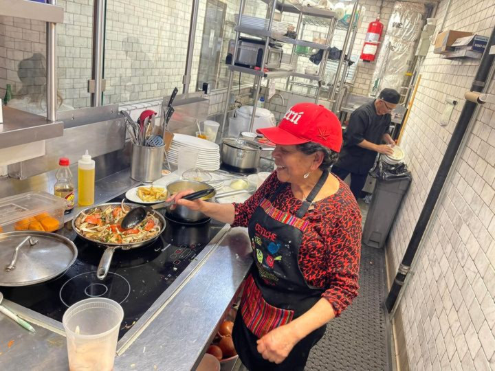 Restaurante en Nueva York con abuelas de todos los países