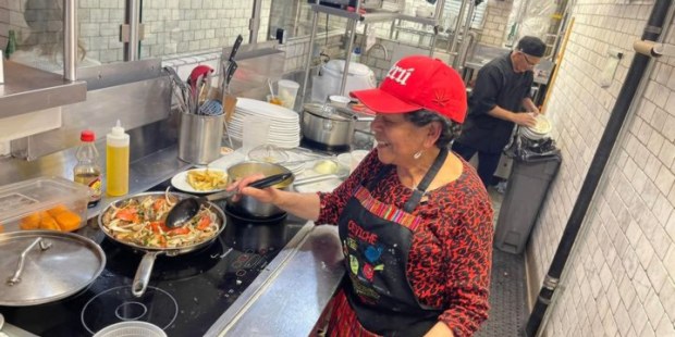 Restaurante en Nueva York con abuelas de todos los países