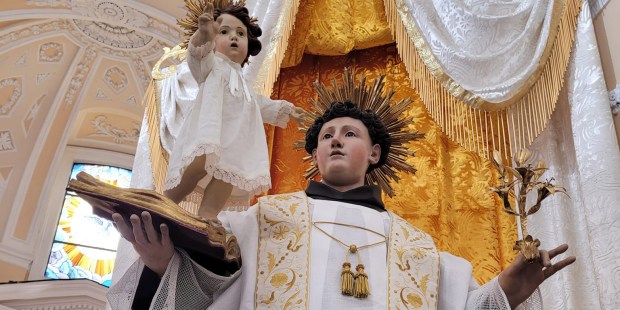Cuando san Antonio imprimió su rostro en su estatua milagrosa