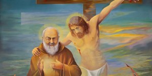 Una oración de Padre Pío para aceptar los sufrimientos