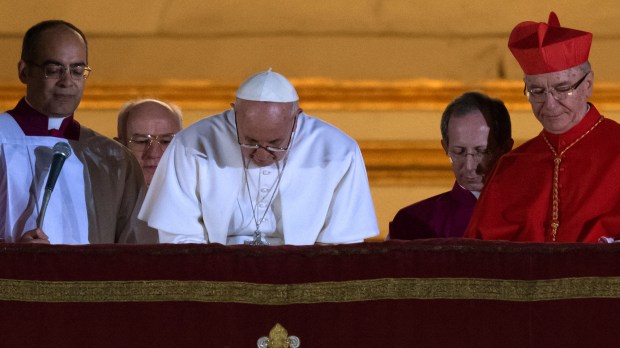 The-10-gestures-of-Pope-Francis-that-shed-light-on-his-pontificate-AFP