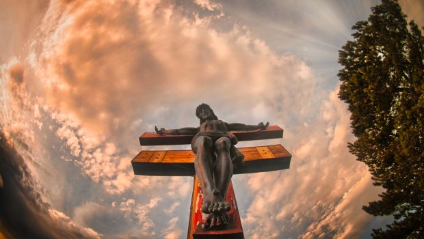 Cruz Jesús