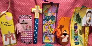 Crea puntos de libro para leer la Biblia en Semana Santa