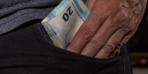 El ladrón se arrepintió años después y dio 40 euros