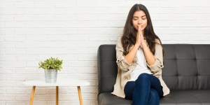 12 oraciones exprés de grandes santos para rezar cuando sea