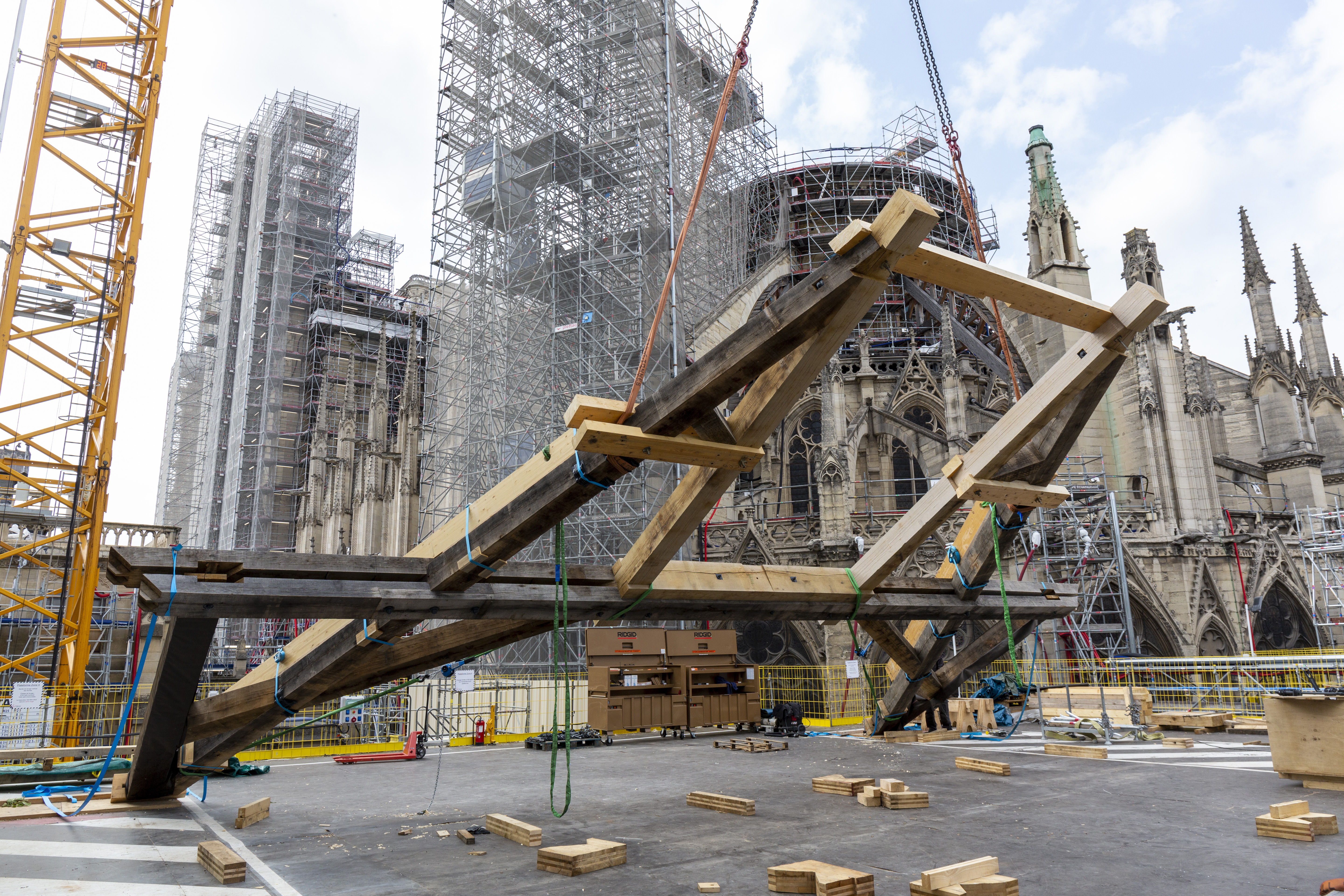 Montaje de la estructura de Notre-Dame de Paris