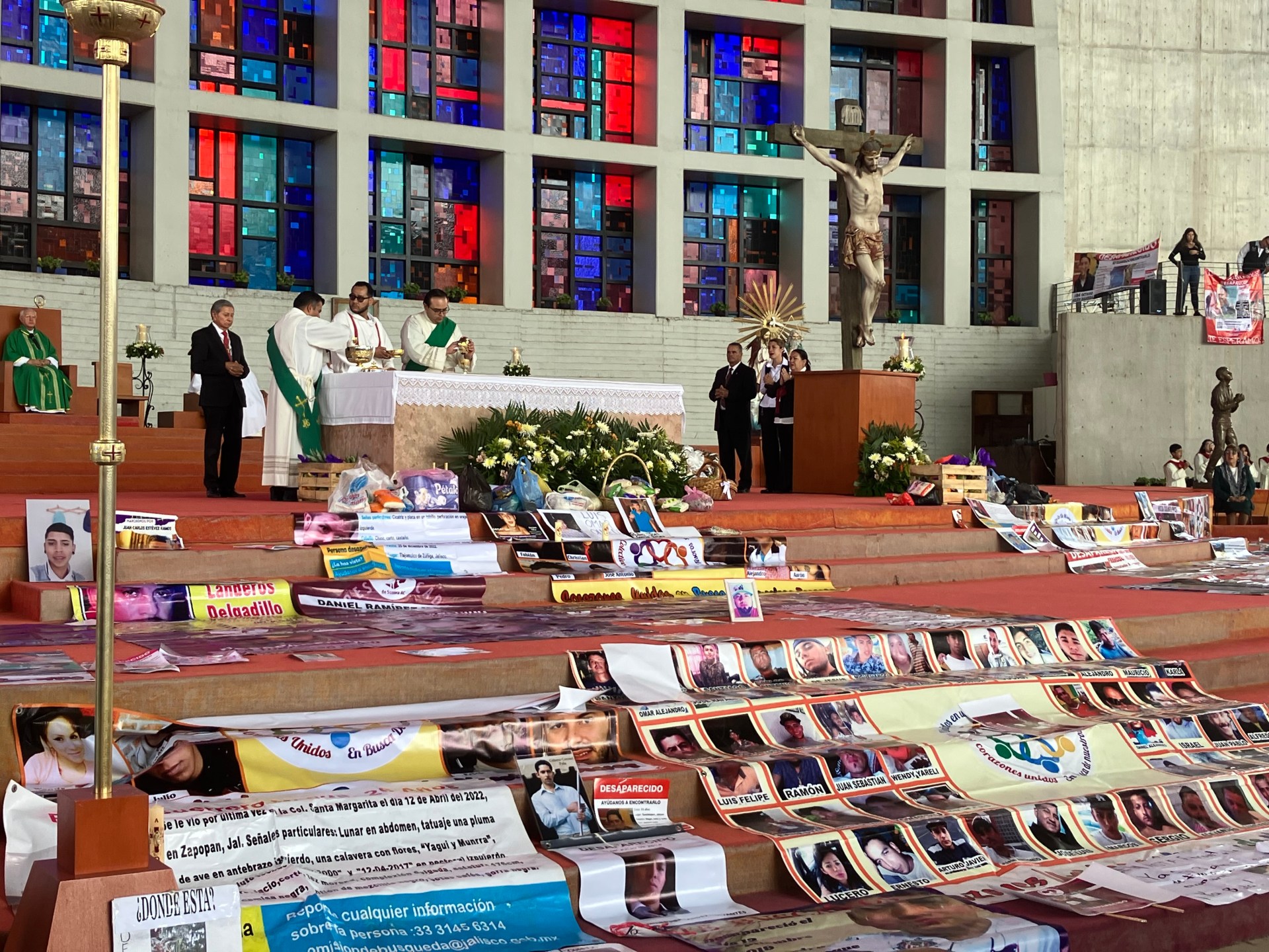 Misa por los desaparecidos en Guadalajara Santuario de los mártires